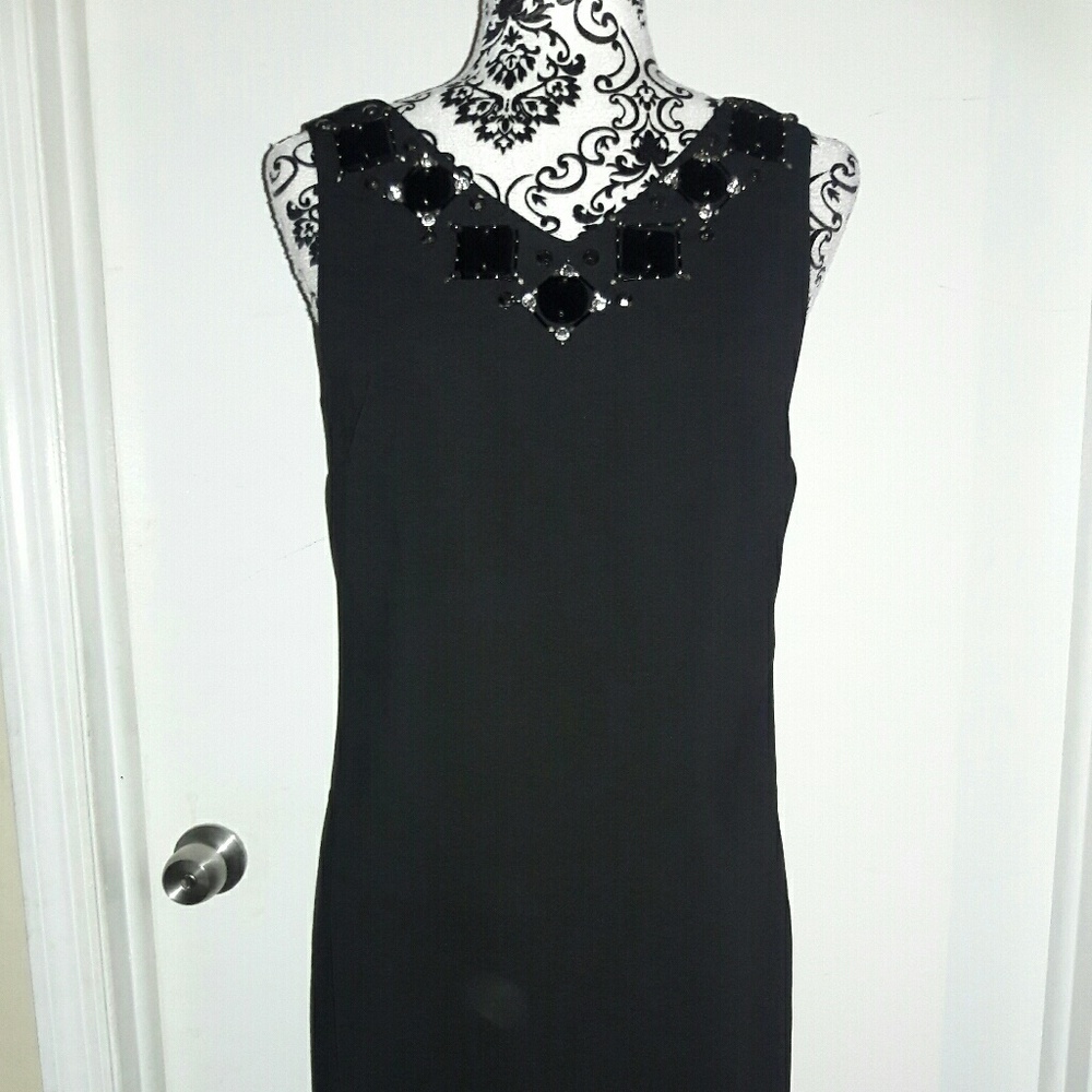 Little Black Dress - Picture 5 of 8